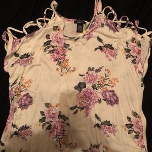 Rue 21 floral t shirt